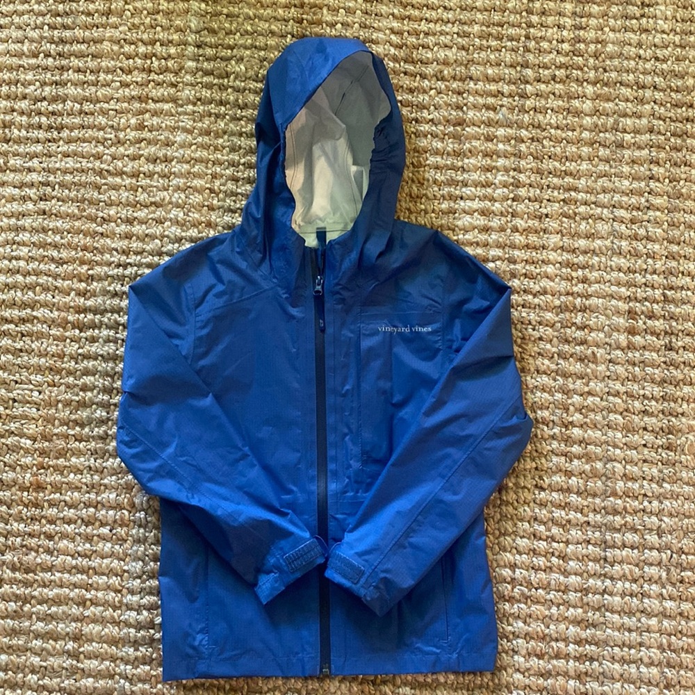 Like NEW! Vineyard Vines Rain Jacket with Hood